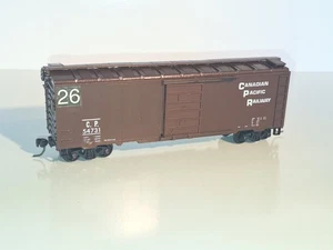 Roundhouse, 40' Boxcar, Canadian Pacific Rlwy. Good cond.HO Scale.Plastic wheels - Picture 1 of 7