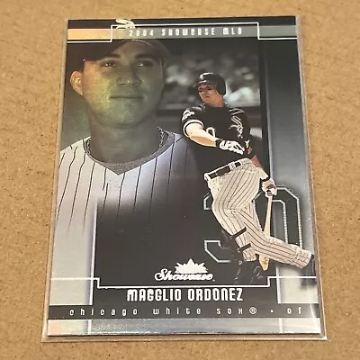 2004 Fleer Showcase - #17 Magglio Ordonez Chicago White Sox - Image 1 of 2
