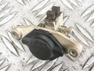 REGULADOR DE VOLTAJE ALTERNADOR GENERADOR BMW K100 RS RT K1100 LT K1 CON CEPILLOS K75 Foto 1 de 3