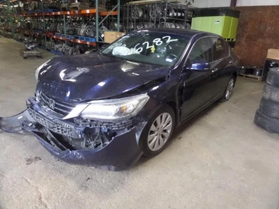 Sedán trasero de puntal para Honda Accord 13-15 Foto 1 de 4