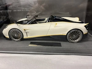 BBR Pagani 1/18 Huayra Roadster Gyrfalcon 2017 - Picture 1 of 7