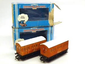 Hornby Thomas & seine Freunde Annie & Clarabel R110 & R112 (OO Scale) Originalverpackt - Bild 1 von 2