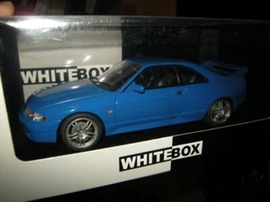 Caja blanca Nissan Skyline GT-R R33 1:24 azul/azul en embalaje original - Imagen 1 de 1