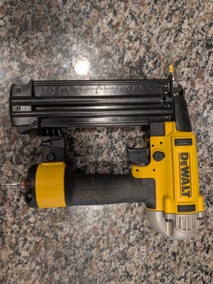 DEWALT DWFP55126 120V 165 PSI Pancake Compressor W/18 GA Brad Nailer And 50 ' Ho - Image 1 of 4