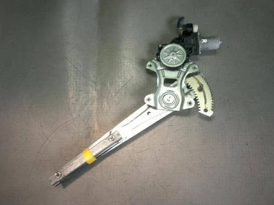 Regulador puerta delantera derecha SUZUKI Alto 2015 8340174P10 [usado] [PA102063830] - Imagen 1 de 4