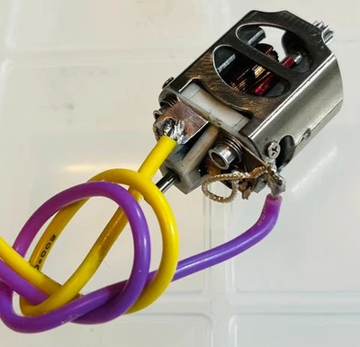 Motor Ranura Coche RJR QUAD MAG X-12 C-can con Brazo Koford X-12 10 T 64 P Piñón Acero Foto 1 de 3