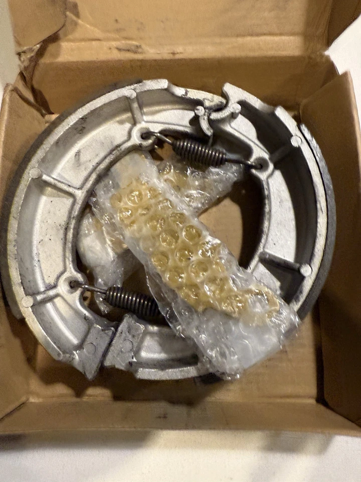 Pastillas de freno delanteras y zapatas traseras Master Chen para Kawasaki Vulcan 800 1995-2005 Foto 1 de 4