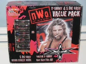 VINTAGE WCW / NWO KEVIN NASH : VALUE PACK T-SHIRT / 5 DIECAST NITRO RODS SIGNED - Picture 1 of 5