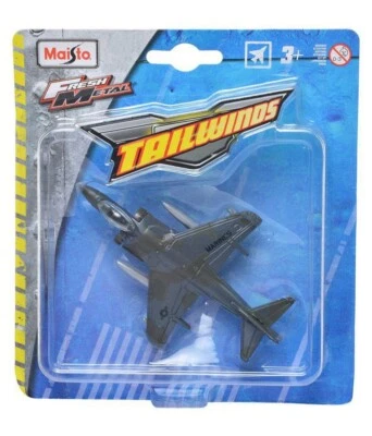 Autocaravana Maisto Fresh Metal 2017 Tailwinds Harrier II Foto 1 de 2