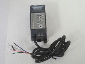 Keyence LX2-70 Standard Type Digital Display Laser Thrubeam Sensor Amplifier - Picture 1 of 12