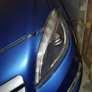 2014-2017 Mercedes-Benz B Class B250e Halogen Headlights - Picture 1 of 2