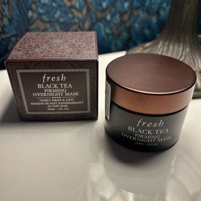 Frischer schwarzer Tee straffende Nachtmaske - 30 ml, versiegelt verpackt. Firms Lifts UVP 34£ - Bild 1 von 4