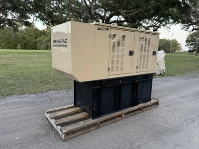 GENERAC 20KW DIESEL GENERATOR WITH FUEL TANK BUILT IN - SINGLE PHASE - 120/240 - Image 1 of 4