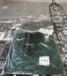 LIverpool FC x Nike Ladies Dress!!Size UK-8 X-Small!!BNWT - Picture 1 of 7