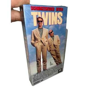 Vintage Twins Sealed 1994 MCA Home Video Release VHS Tape - Picture 1 of 5