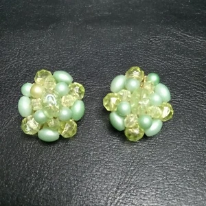 Vintage Clip On Earrings Green Lucite Beads. Made in W GERMANY. 9447 - Picture 1 of 6
