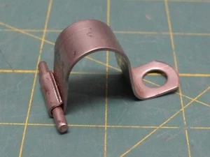 THOMAS & BETTS J-800-22 Interlocking Conduit Strap Kindorf 304 Stainless Steel - Picture 1 of 6