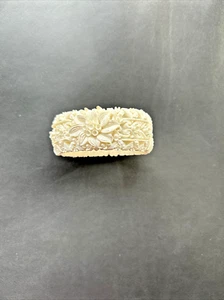 Zelluloid frühe Kunststoff geschnitzte Blumen Armreif Klammer Scharnier Armband - Bild 1 von 10