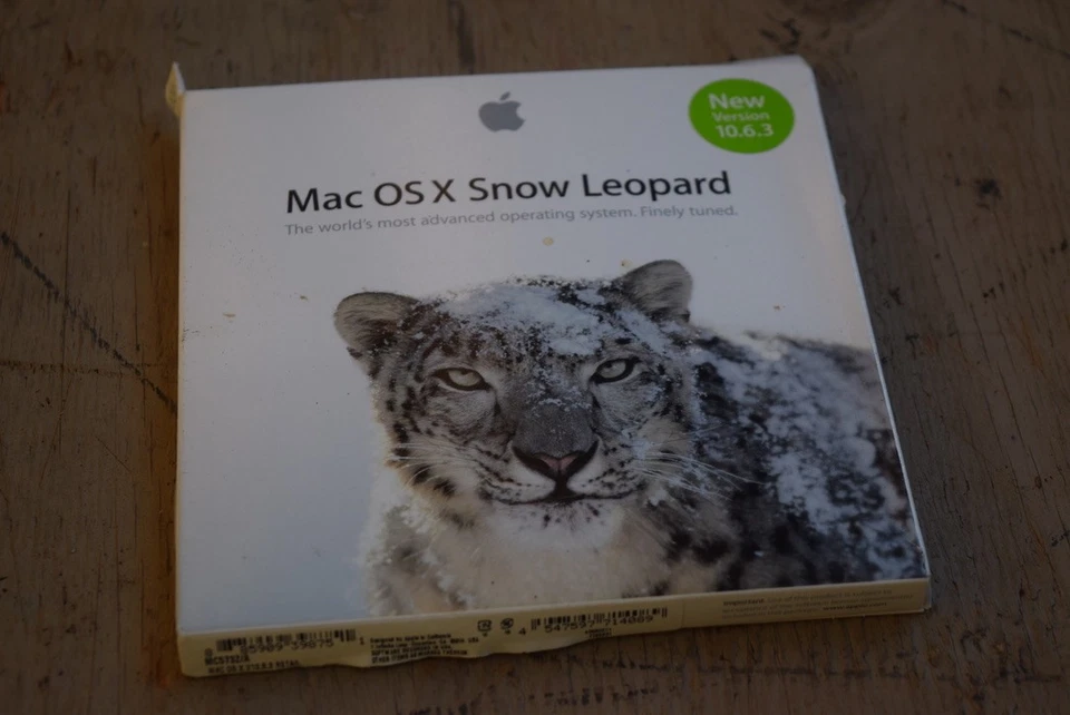 Apple Mac OS X 10.6.3 Snow Leopard - Install DVD In Box - Apple Stickers +.Mac - Image 1 of 1