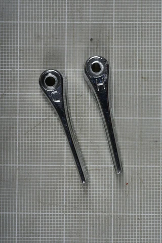 KITCHEN SINK HANDLES VINTAGE BATHROOM  ANTIQUE HOT and COLD Cover