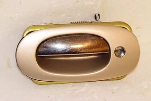 98 99 2000 2001 2002 JAGUAR XJ LEFT DRIVER EXTERIOR DOOR HANDLE GOLD CHROME OEM - Picture 1 of 7