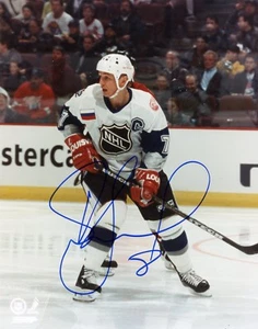IGOR LARIONOV DETROIT RED WINGS SIGNED 8x10 PHOTO w/ COA - Picture 1 of 1