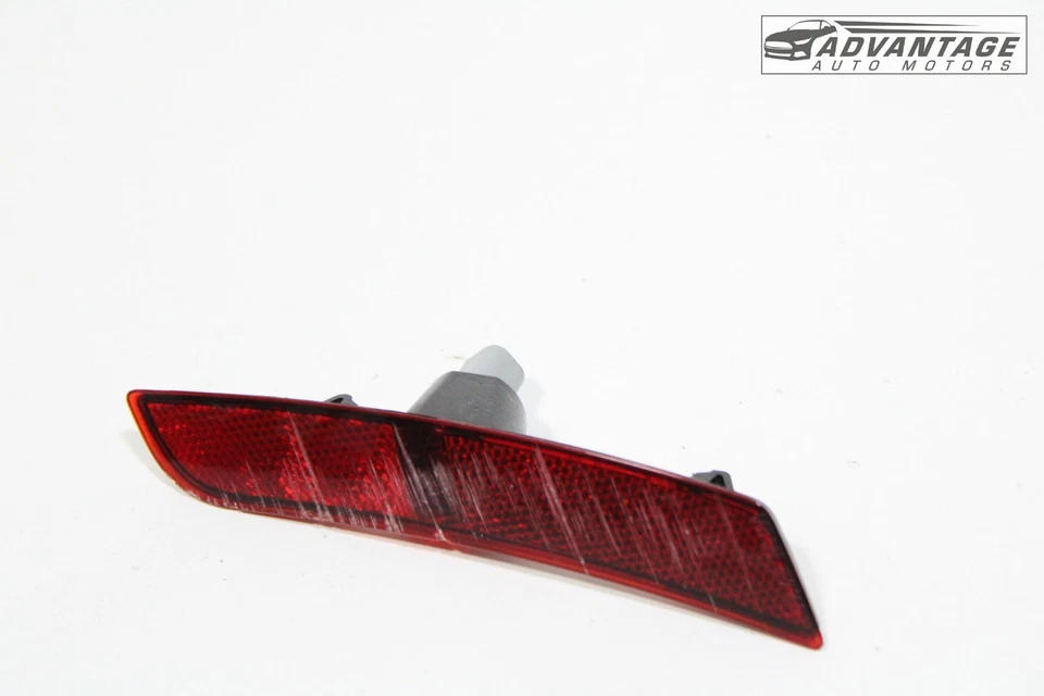 Chevrolet Camaro 2016-2024 parachoques trasero derecho reflector marcador luz lámpara OEM Foto 1 de 4
