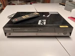 Samsung BD-P1000 Blu-Ray Disc Player With Original Remote Control. - Picture 1 of 7