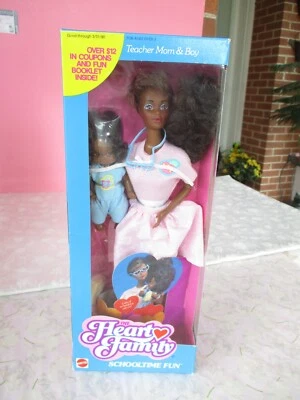 Muñeca afroamericana Heart Family Schooltime Divertida 1988 Steffie Face #2821 Barbie Foto 1 de 4