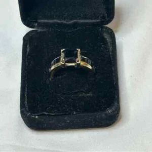 Women's Elegant Black and Gold Stone Ring Size 8 GUC - Picture 1 of 1