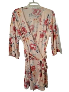 Flora Nikrooz Alisha Short Garden Roses 3/4 Sleeve Tie Wrap Robe Small Pink - Imagen 1 de 9