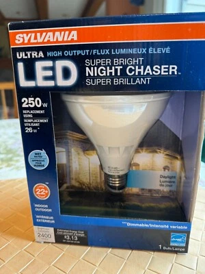 Sylvania LED Super Bright Night Chaser PAR38 250w Light Bulb New - Image 1 of 4