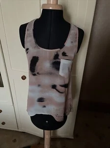QED London Peach Black Abstract Chiffon Lightweight Sleeveless Ladies Top Size 8 - Picture 1 of 9