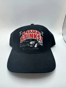 Cappello berretto snapback vintage anni 90 Love Stinks Pepe Le Pew Looney Tunes nero - Foto 1 di 5
