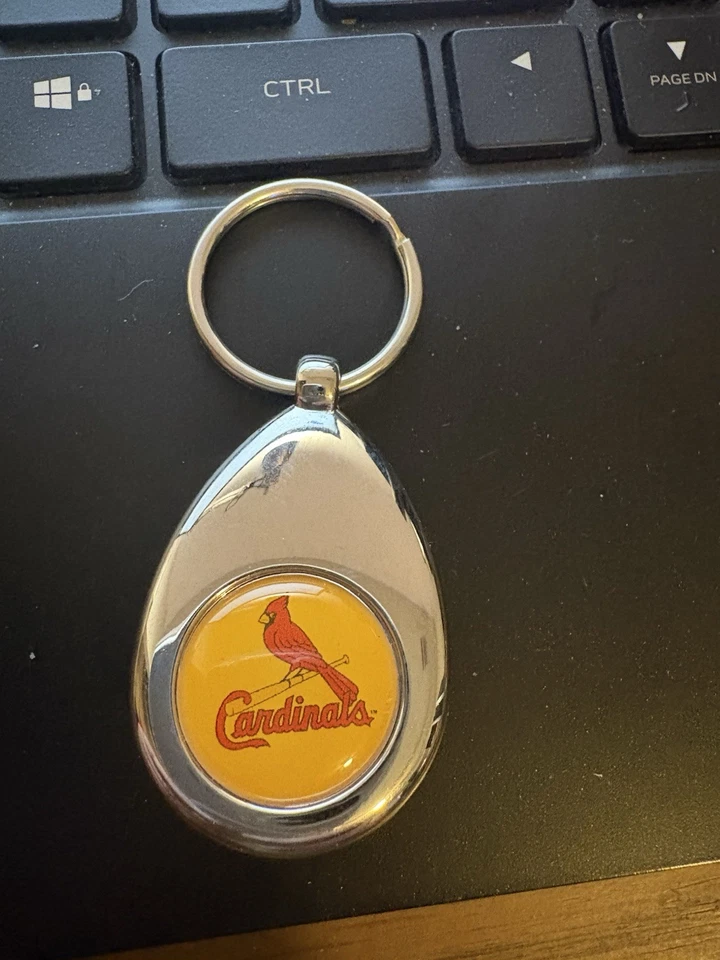 CARDINALS KEYCHAIN - Image 1 of 2