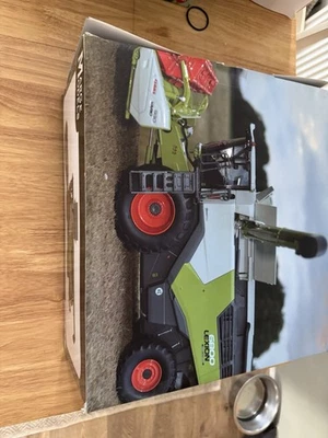 Farm Vehicle 1/32 Marge Models CLAAS Lexion 6800 Combine Harvester. - Image 1 of 4
