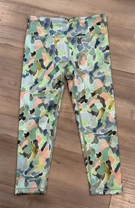 Athleta Girl High Rise Chit Chat Capri Leggings Green Abstract Size XL/14 - Picture 1 of 4