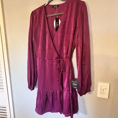 Vestido Lulus Forever Your Girl Cranberry Bodycon cintilante envoltório fenda frontal P - Imagem 1 de 4