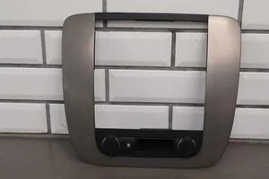 07-13 GMC Sierra Titanium Radio Trim Bezel OEM - Bild 1 von 24