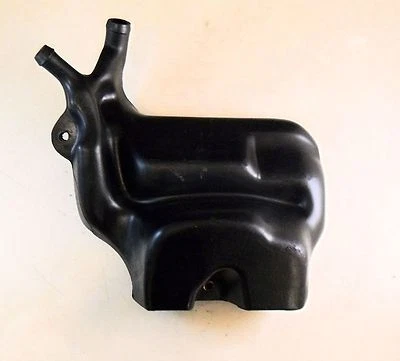 Crank case breather bottle for Ducati ST2 ST4 air oil induction vent tank 97-00 - Image 1 of 2