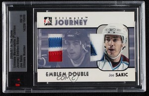 2006-07 ITG Ultimate Memorabilia 7th Edition Silver Double /10 Joe Sakic #JS HOF