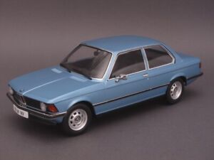 1/18 KK-Scale BMW 318i E21 1975 - blau - KKDC180042