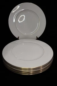 WEDGWOOD GLOUCESTER BONE CHINA 8 DINNER PLATES 10 3/4" ALL WHITE GOLD TRIM - Picture 1 of 4