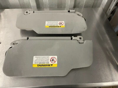 Par de parasoles grises grises Grand Marquis Crown Victoria 2003-05 Mercury Marauder RARO Foto 1 de 3