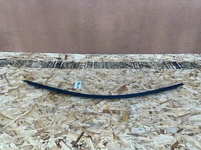 Ford Mustang GT CUPÉ 2015-2022 OEM PASAJERO DERECHO EXTERIOR SOBRE VENTANA MOLDURA Foto 1 de 4