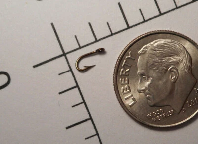 100 MUSTAD & SON #20 NYMPH WET MICRO Fly Tying Hooks Bowed Ringe Bronzed 1608