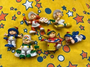 Vintage Rainbow Kids 2" PVC Figur Wallace Berrie 1980 Maler Elfe Farben - Bild 1 von 12