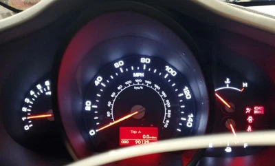 Grupo medidor velocímetro Sportage OE 2011-2013 90 k millas Kia Foto 1 de 4