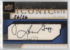 2009 Upper Deck Iconic Cuts /26 Lou Groza #IC-LG Auto HOF