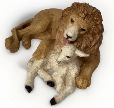 CASTAGNNA Vintage 1995 Lion And Lamp Made In Italy Approximately-3”H x 6.75”L - Image 1 of 4